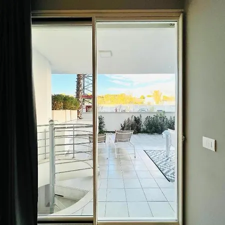 Lido Apartment